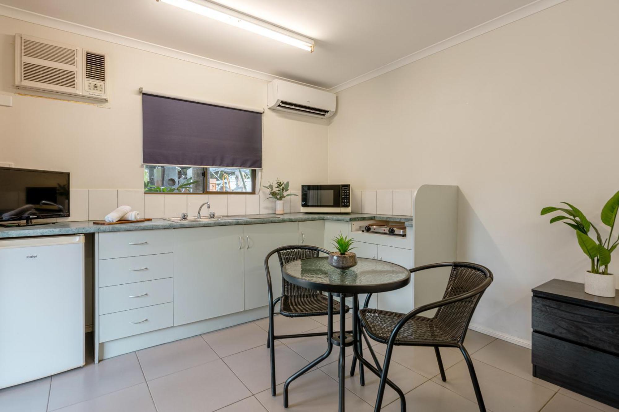 Tasman Holiday Parks - Cairns Cool Waters Экстерьер фото
