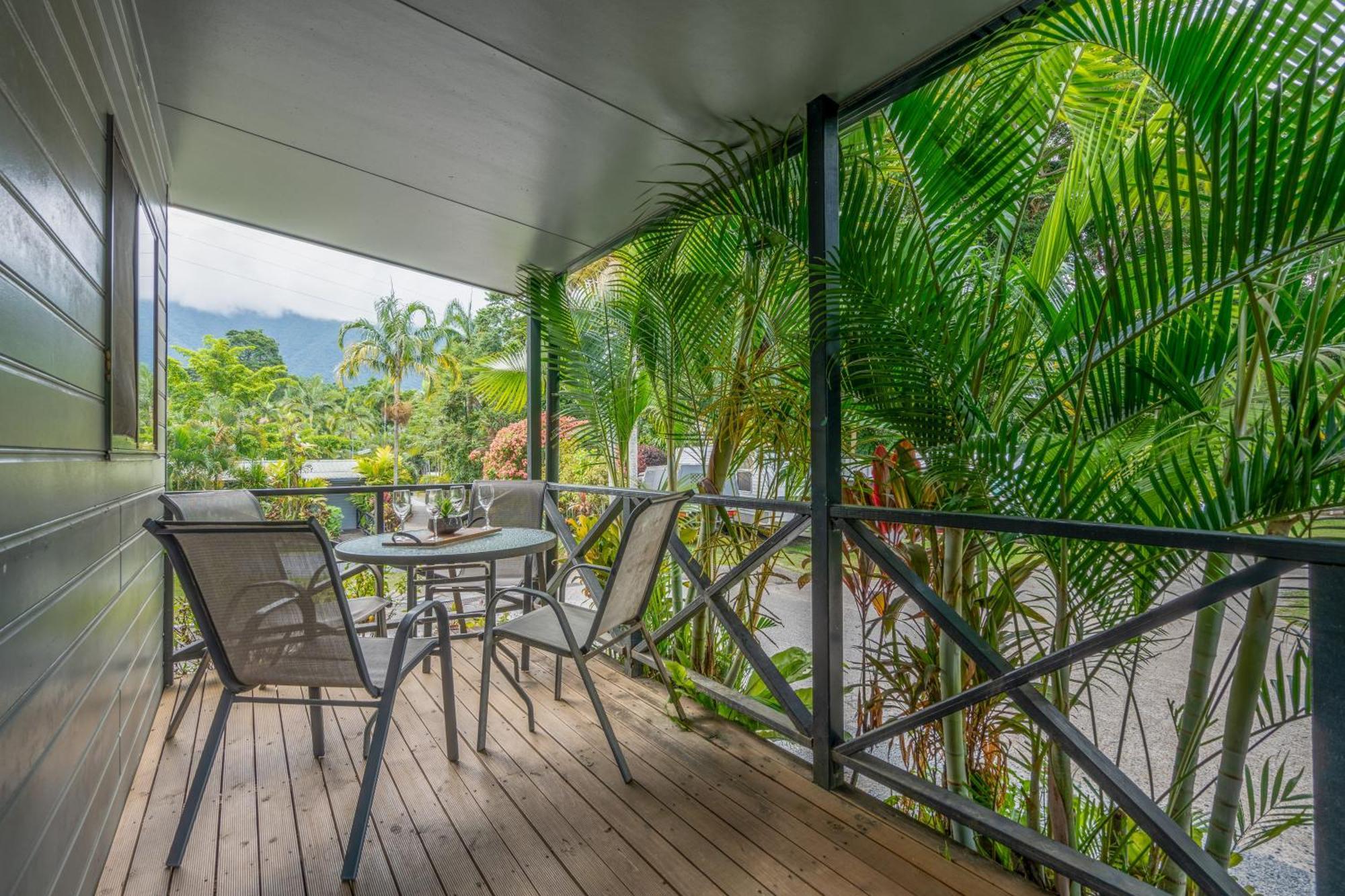 Tasman Holiday Parks - Cairns Cool Waters Экстерьер фото