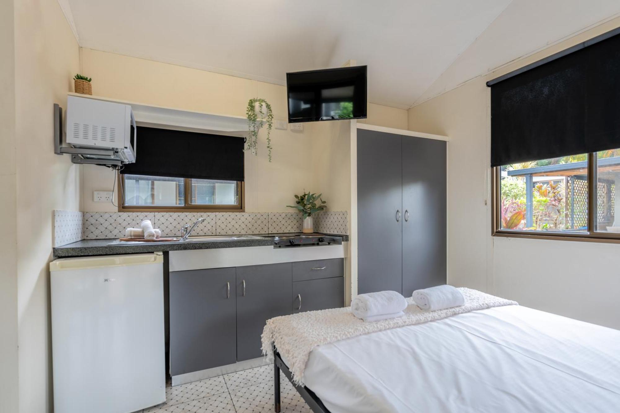Tasman Holiday Parks - Cairns Cool Waters Экстерьер фото