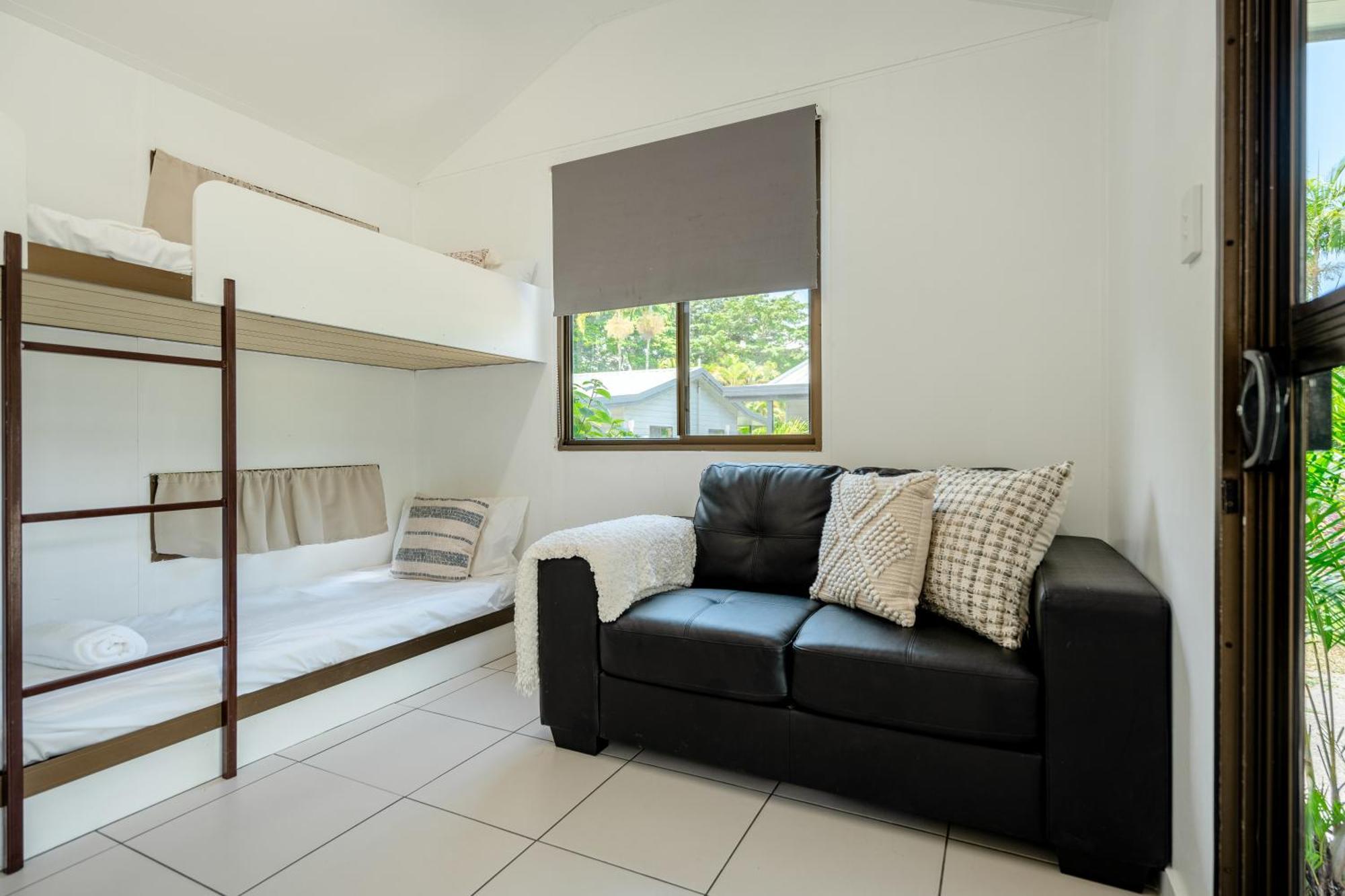 Tasman Holiday Parks - Cairns Cool Waters Экстерьер фото