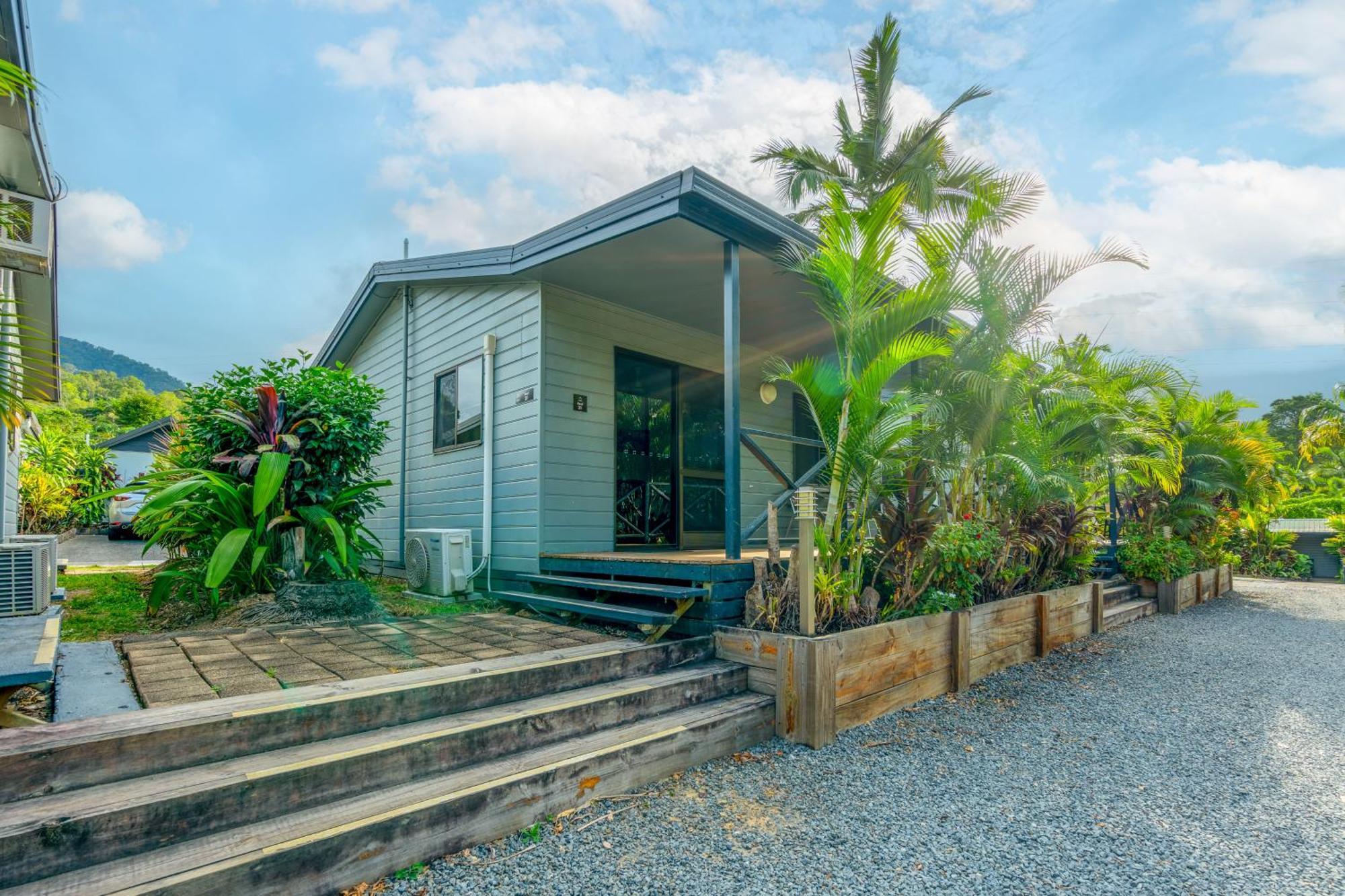 Tasman Holiday Parks - Cairns Cool Waters Экстерьер фото