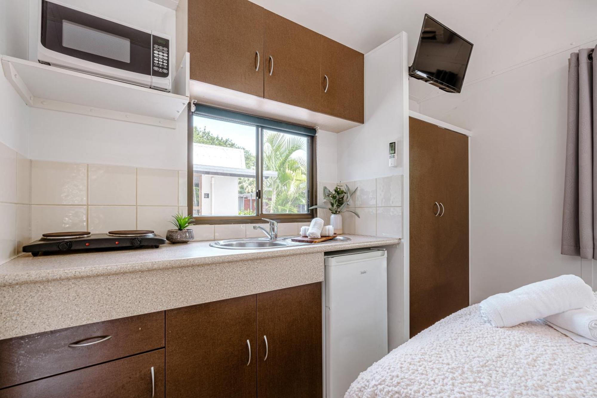 Tasman Holiday Parks - Cairns Cool Waters Экстерьер фото