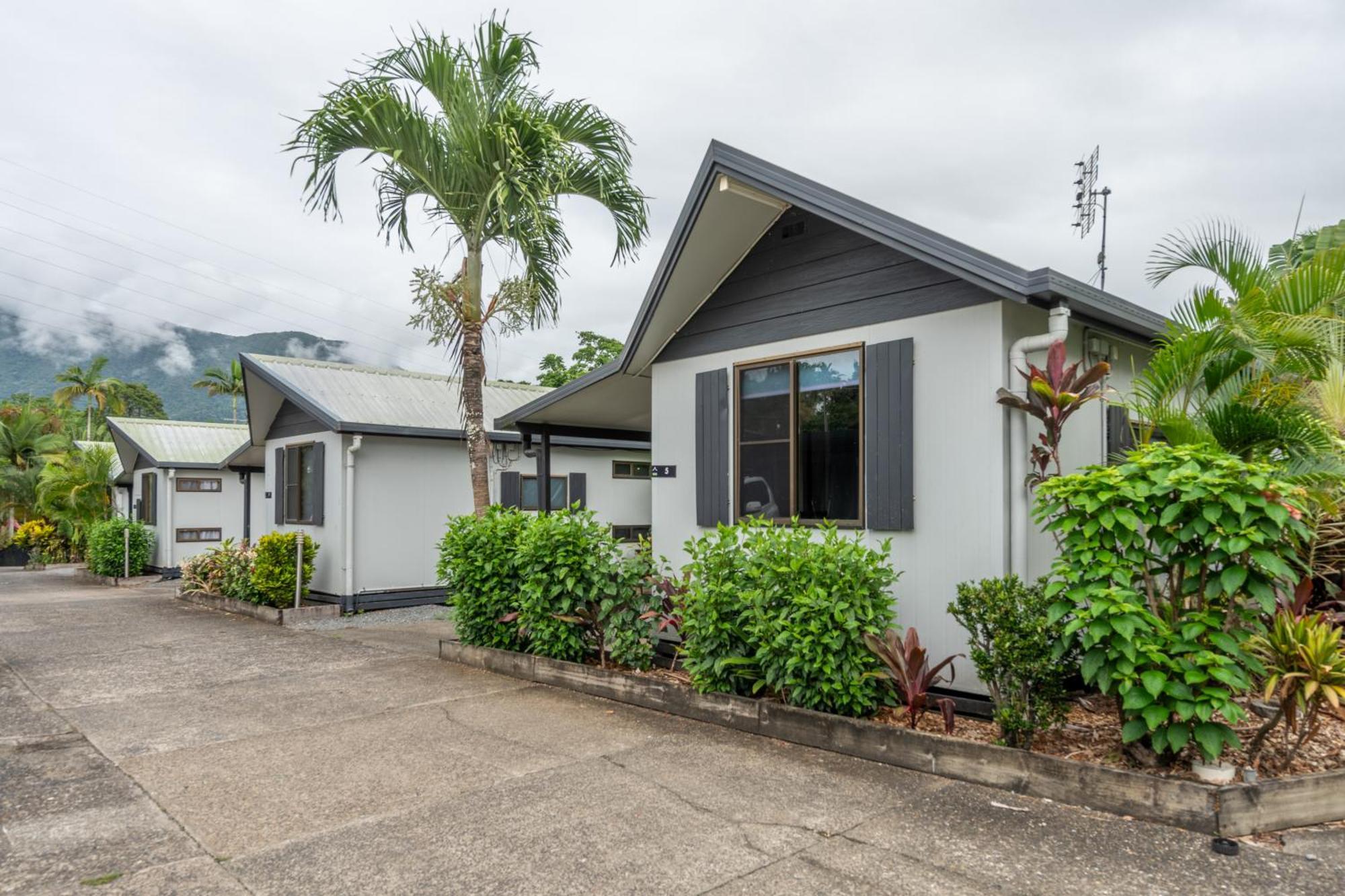 Tasman Holiday Parks - Cairns Cool Waters Экстерьер фото
